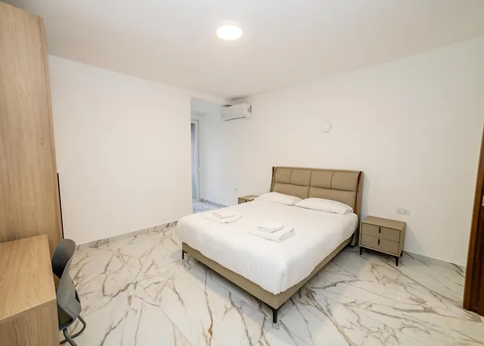 Modern 2-bedroom With Terrace - By Hostmt * St. Paul's Bay