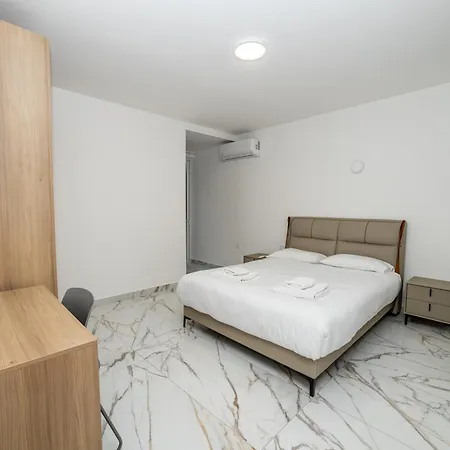 Charming 2-bedroom, 2-bathroom In Malta * St. Paul's Bay