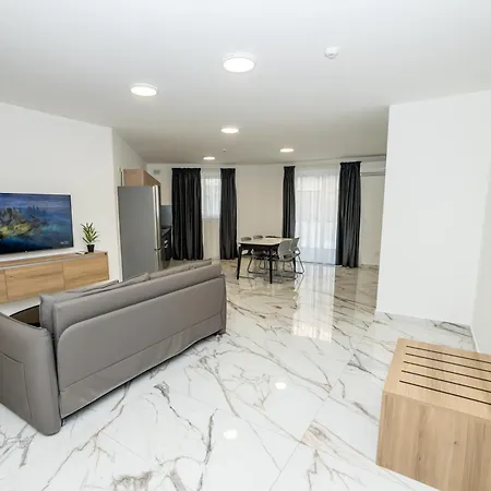Charming 2-bedroom, 2-bathroom In Malta St. Paul's Bay