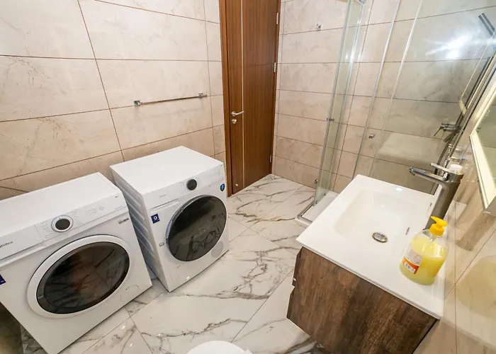 Modern 2-bedroom With Terrace - By Hostmt Apartament St. Paul's Bay