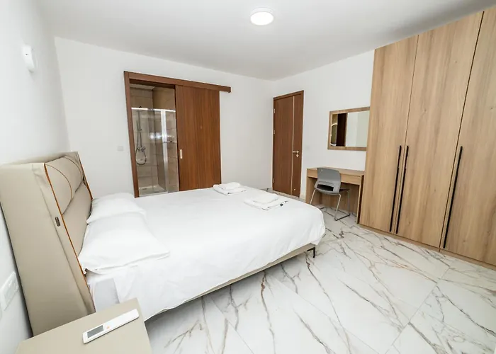 Modern 2-bedroom With Terrace - By Hostmt Apartament St. Paul's Bay