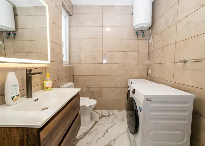 Modern 2-bedroom With Terrace - By Hostmt St. Paul's Bay